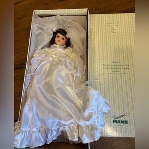 Seymour Mann Porcelain Doll Bride Vintage Collectible New In Box